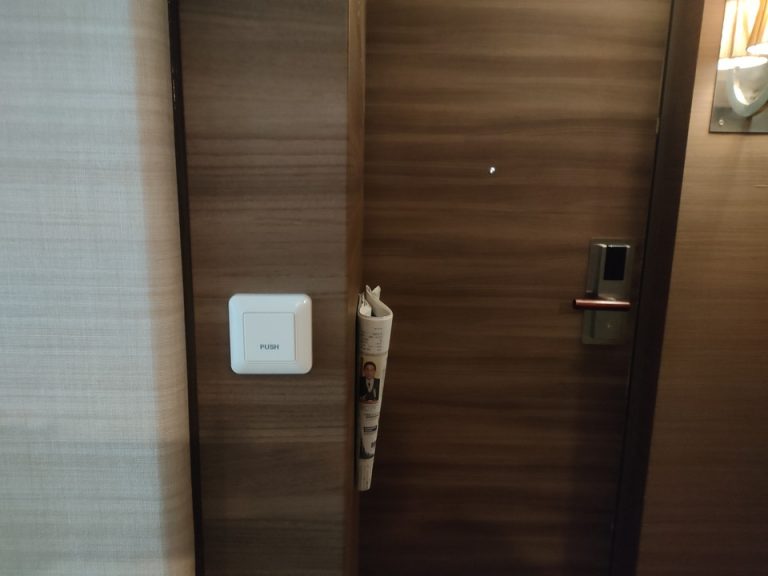 客室(インターホン)