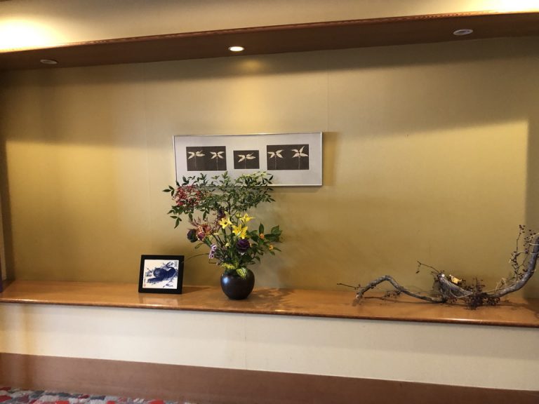 1階エレベーターホール