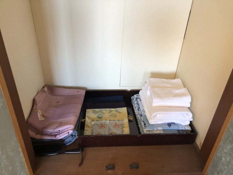 クローゼット中