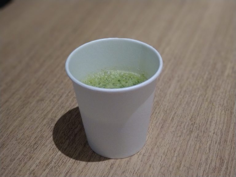 6-7時「朝活」こだわりのスムージー