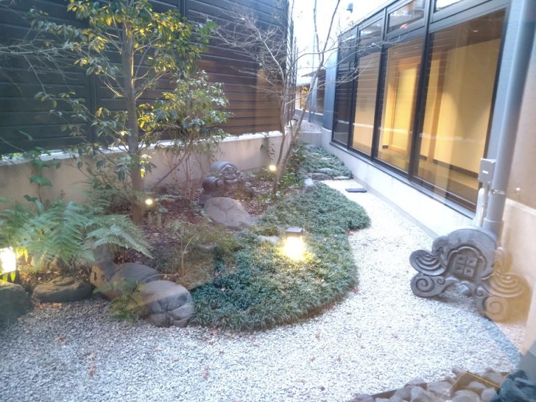 大浴場に行くまでに見える坪庭