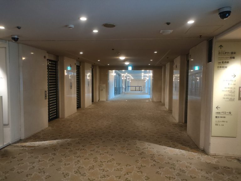 エレベーター(フロント階)