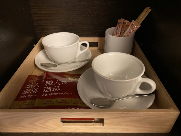 部屋内カップ