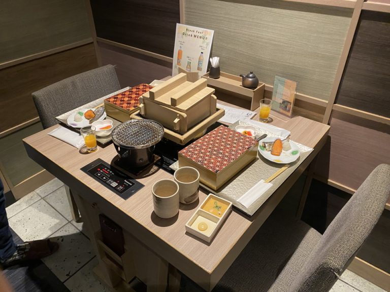 朝食席