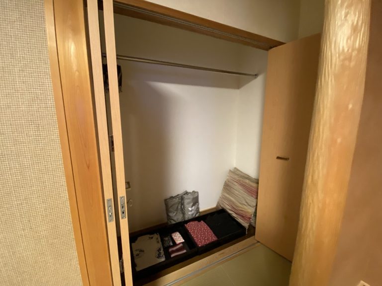 クローゼット(開けた状態)