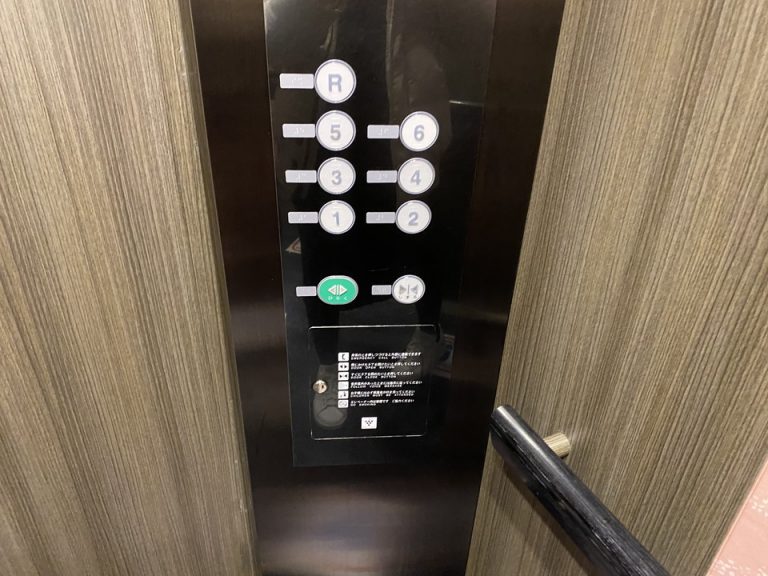 エレベーター階数ボタン(2)