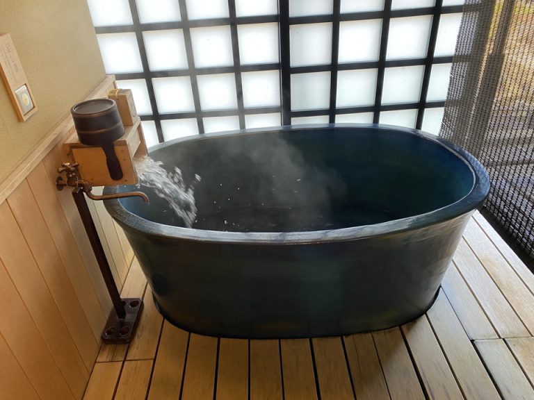 客室内露天風呂