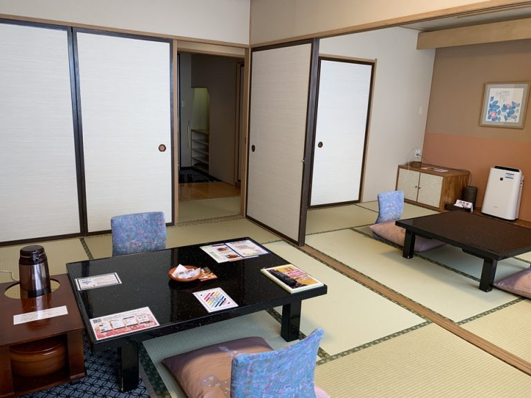 窓側から見た客室(1)