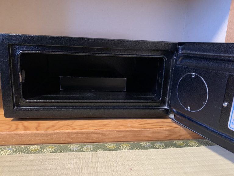 セーフティーボックス開けた状態