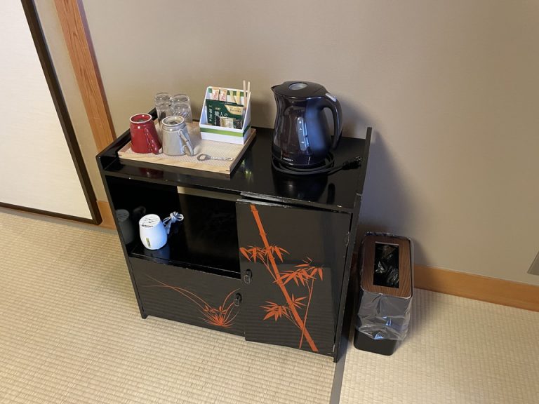 ミニバーカフェコーナー