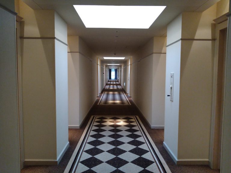 客室階廊下全体