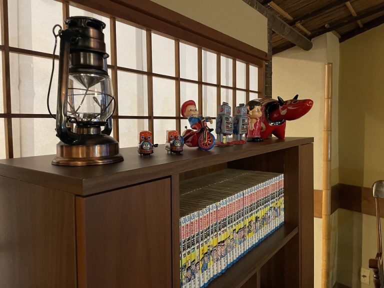 2F客室フロア ミニライブラリー3