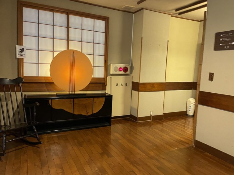 エレベーターホール フロント階