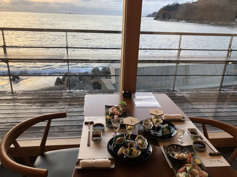 夕食レストラン