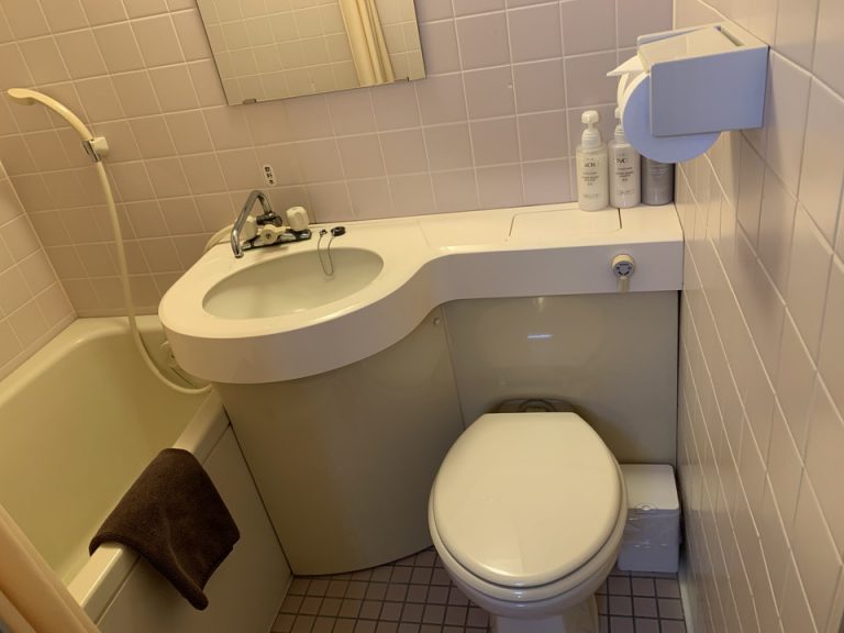 浴室全体 トイレが浴室内とトイレ単体で二箇所あった