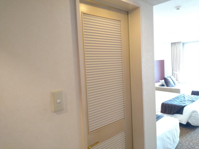 バスルーム入口