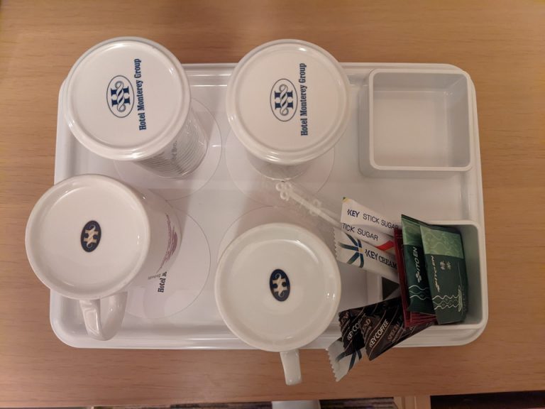 カフェ、グラス