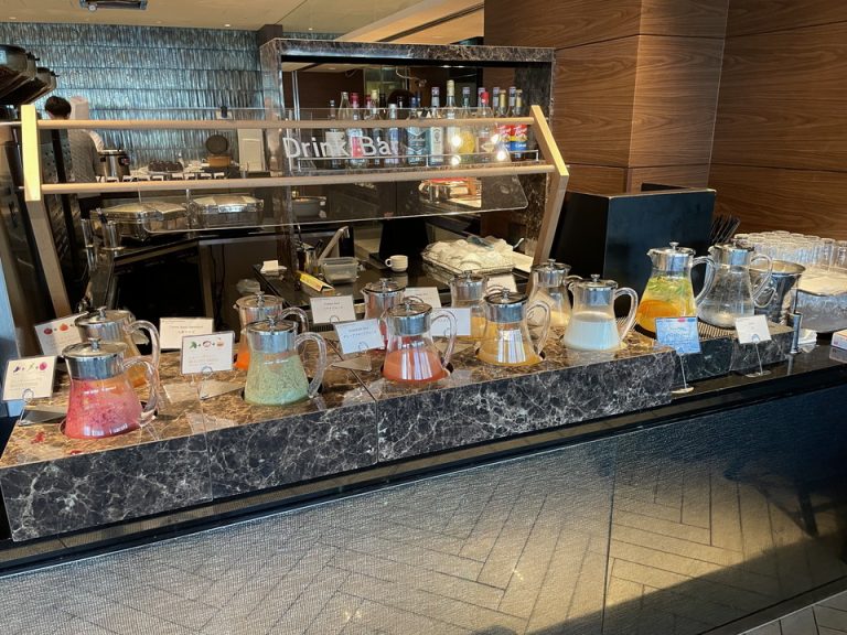 ジュース・牛乳など飲みもの