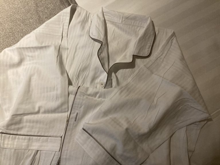 ナイトウェア