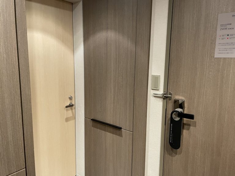 バスルーム側クローゼット