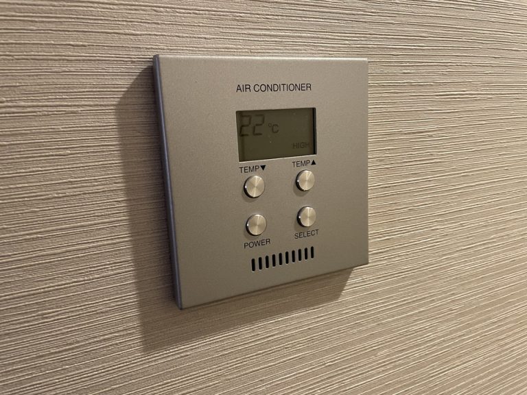 エアコン操作盤