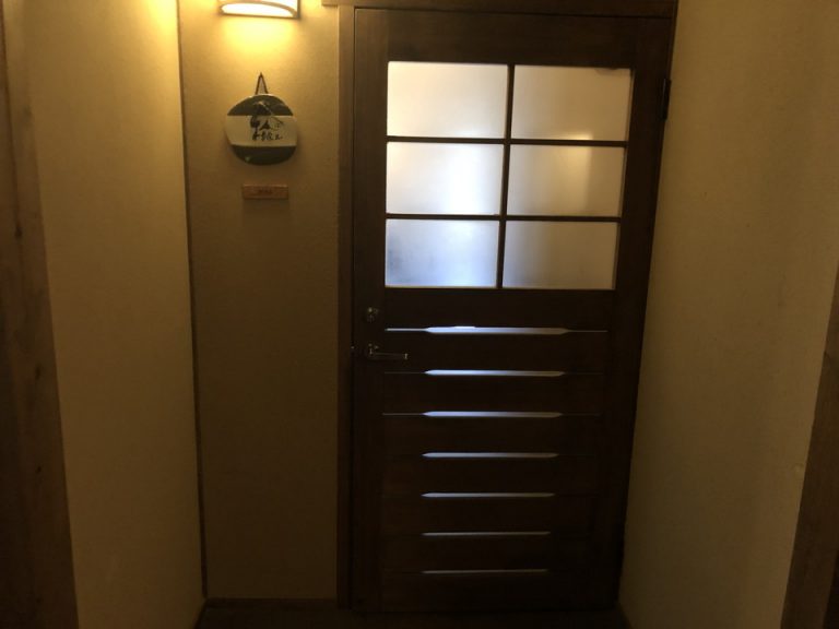 客室入り口