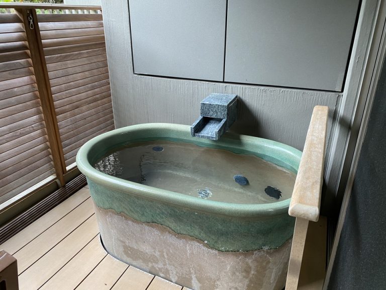 客室露天風呂4