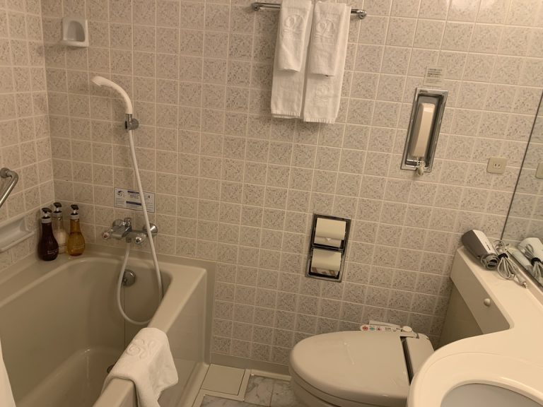 バスルーム全体