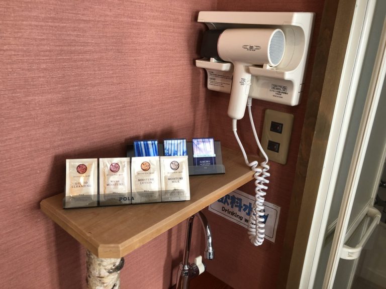 アメニティとドライヤー1