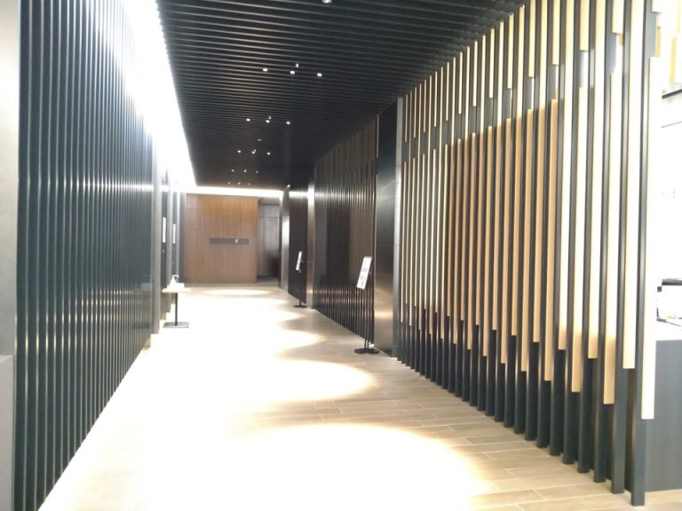 エレベターホールフロント階