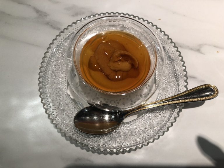 3番目に出てきた人参ムースの生ウニ添え2