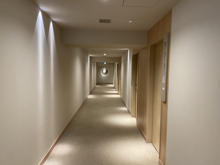 客室階廊下全体
