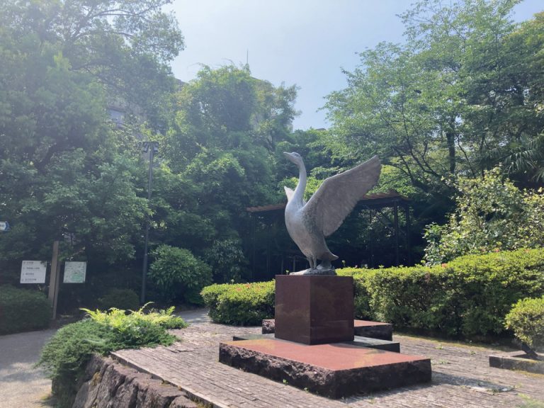 白鳥路
