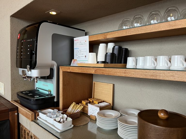 エントランス_無料ドリンク