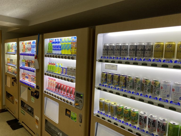 客室階自動販売機