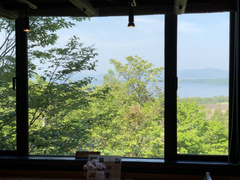 客席からの網走湖の眺望1