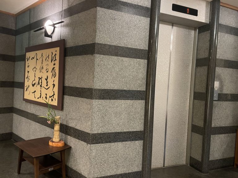 エレベーターホール客室階