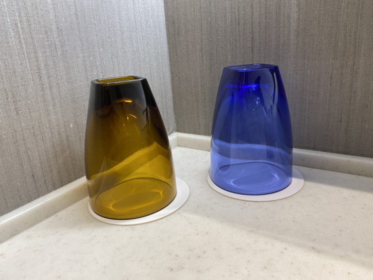 洗面台コップ