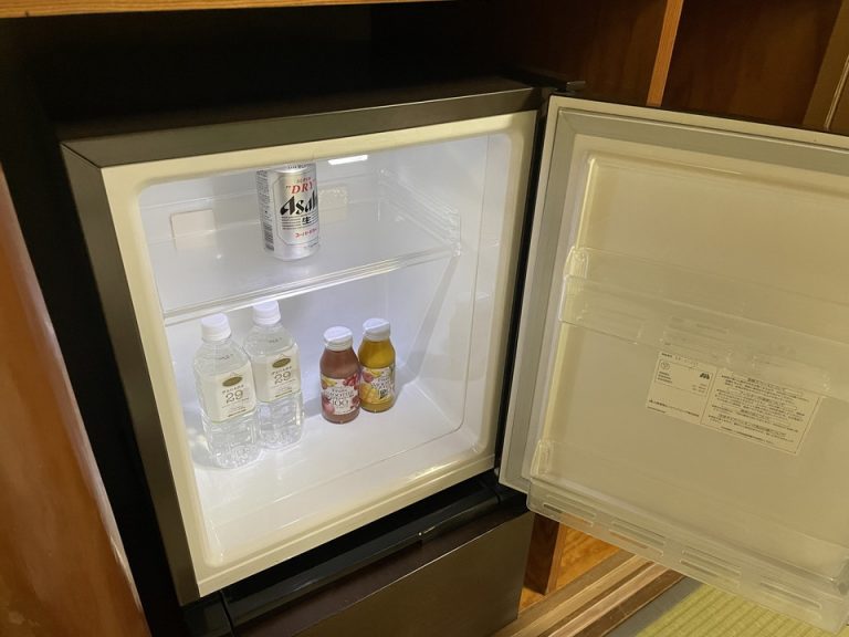 冷蔵庫開けた状態(フリードリンク)