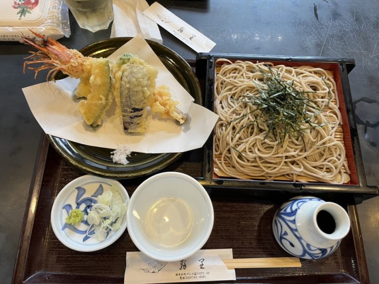 ホテルから程近い蕎麦屋きりさと