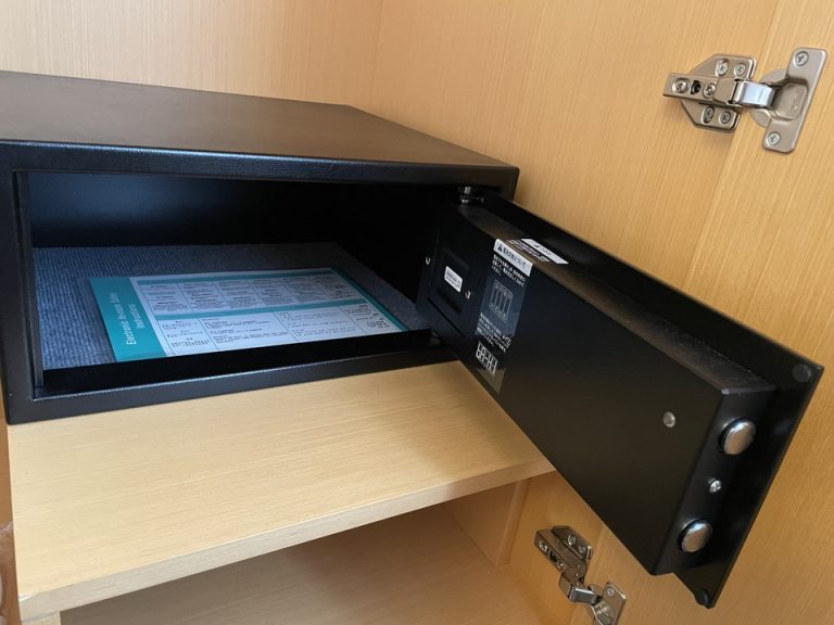 セーフティーボックス(開けた状態)