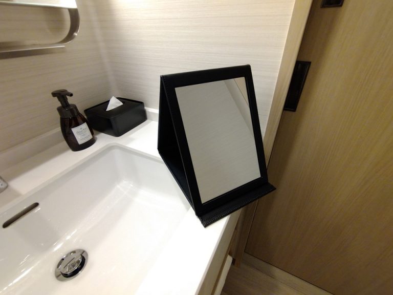 折り畳みミラー