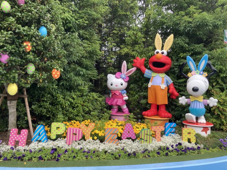 今はイースターの装飾です