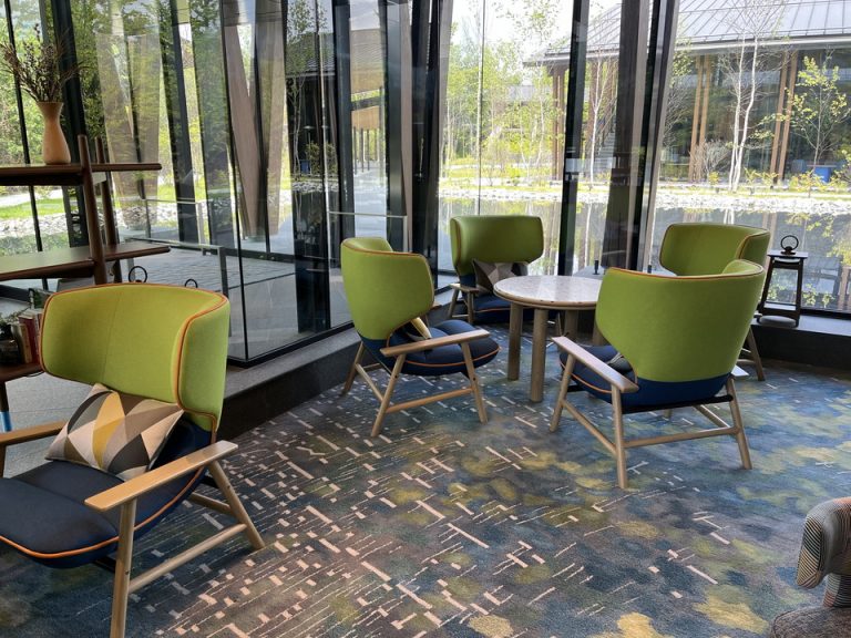 フロントの家具も一つ一つがかわいい