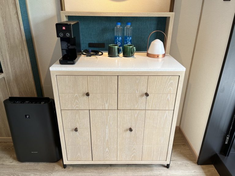 コンパクトなミニバー