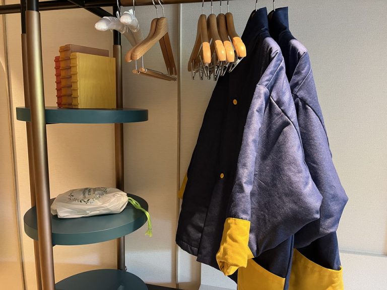 ハンガーラックもスペースが広い