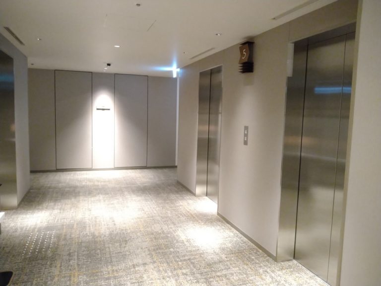エレベーターホール客室階