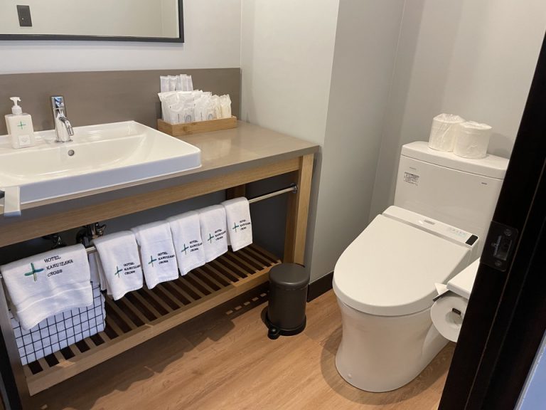 バスルーム全景