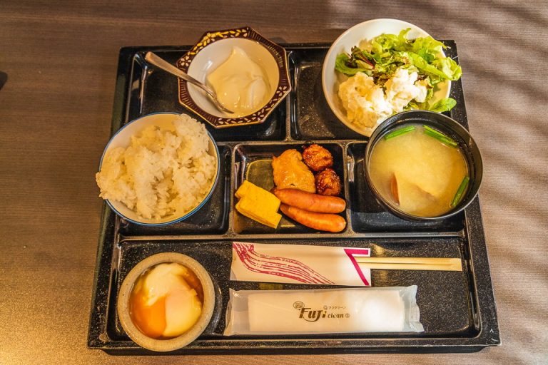 和食も豊富でした