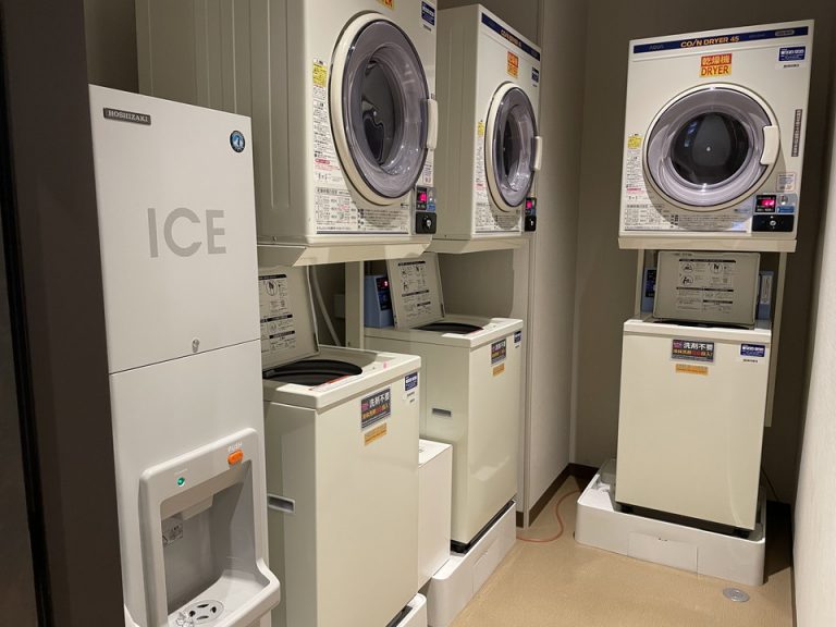 ランドリー_製氷機 内部